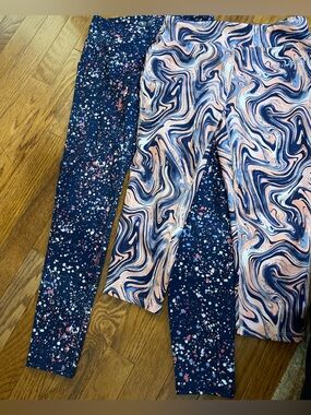 Bundle of 2 bcg Peach & Navy Marble-Stripe Active Leggings